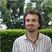 Diplomato al Liceo Classico e Studente di Lettere offre ripetizioni in Materie Umanistiche + Inglese